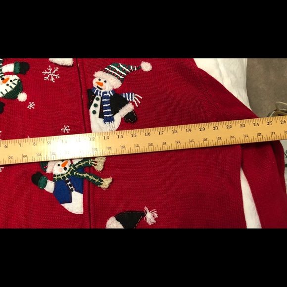 Red Christmas Sweater embroidery - Picture 6 of 7